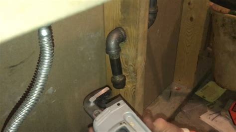 cap off gas cooker pipe